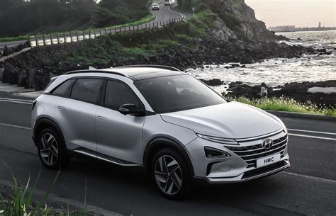 Hyundai gives first look at new fuel cell-powered SUV