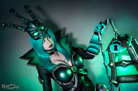 Thresh - League of Legends by Kinpatsu-Cosplay on DeviantArt