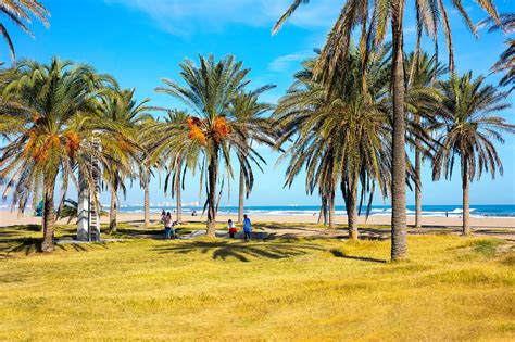 10 Best Beaches in Valencia - What Sandy Beaches Make Valencia Famous? - Go Guides