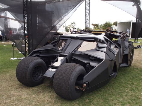 Batman Begins Batmobile (Tumbler) | Batman begins, Batmobile, Ultimate batman