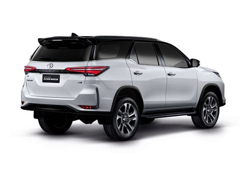 2021 Toyota Fortuner: Hilux's 7-Seater SUV Sibling Gets A Facelift Too | Carscoops