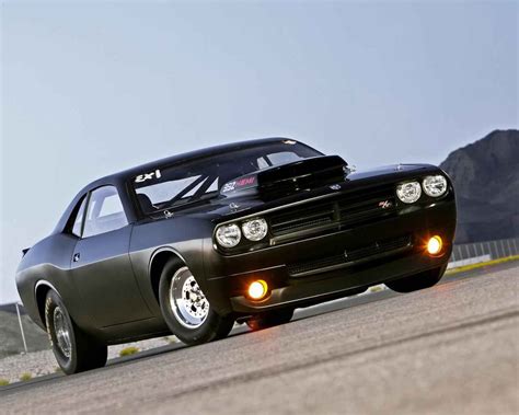 Online crop | black muscle car, muscle cars, Dodge Challenger Hellcat, Hemi HD wallpaper ...