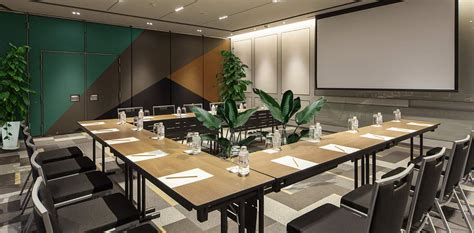 Modern Conference Room Design Ideas for Stimulating Meetings | Blog