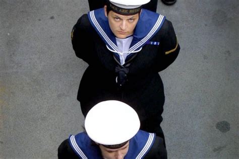 Navy faces recruitment crisis after hiring less than half of new joiners it requires | The Irish Sun