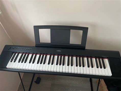 Yamaha Keyboard Piano, Hobbies & Toys, Music & Media, Musical Instruments on Carousell