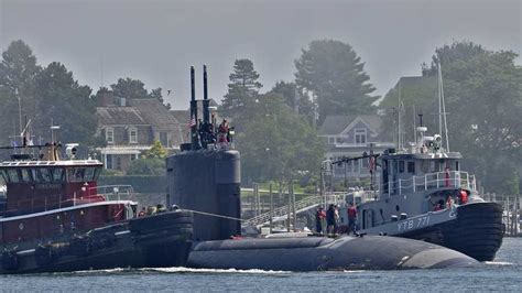 Nuclear submarine arrives at Portsmouth Naval Shipyard for maintenance