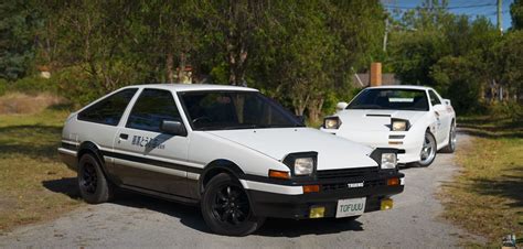 Initial D to Real Life, Aussie Man Drives Toyota Corolla AE86 and Mazda RX-7 FC - autoevolution