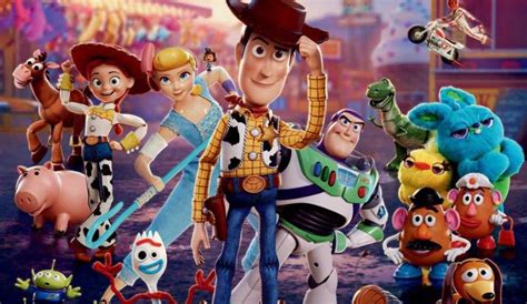 "Toy Story" Characters, From Buzz Lightyear to Woody, Forky and More ...