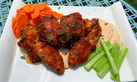 Hot Wings Platter - DA' STYLISH FOODIE