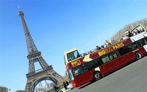 Big Bus Paris Hop-On, Hop-Off Tour, Seine River Cruise and Louvre Entry Ticket