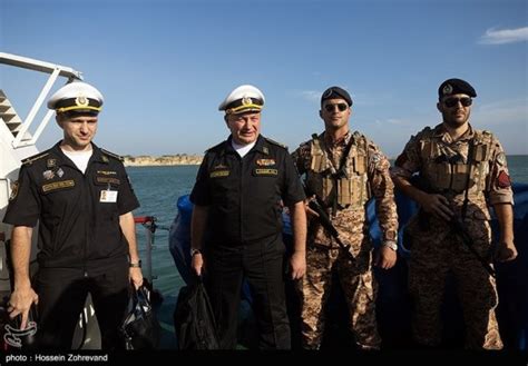 Iranian navy forces welcome navy forces from China, Russia (photo) | Taghribnews (TNA)