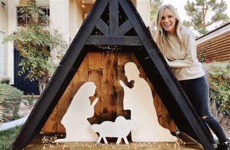 DIY Nativity Scene - Angela Rose Home