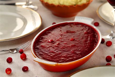 Recipe: Jellied cranberry sauce - California Cookbook