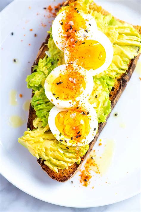 Simple Avocado Toast with Egg Recipe