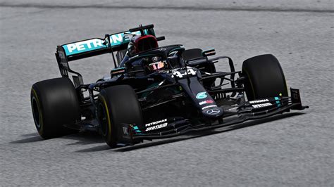 Lewis Hamilton F1 Car : Lewis Hamilton Will Race In New End Racism F1 ...