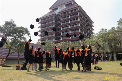 Universitas Indonesia (UI) - Akademi Prestasi