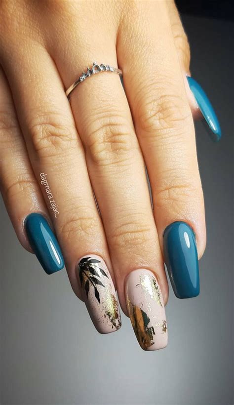 Stylish Nail Art Designs That Pretty From Every Angle :Blue Teal and Gold foil nails