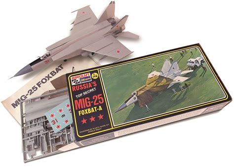 The MiG-25 Terrified the West Until a Defector Exposed Its True Nature