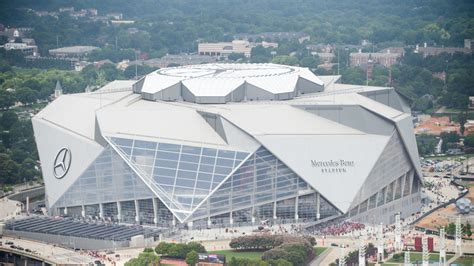 NFL team Atlanta Falcons unveil incredible new retractable roof at ...