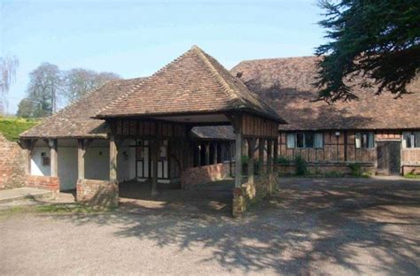 Chilham Village Hall | Wedding venue | Bridebook