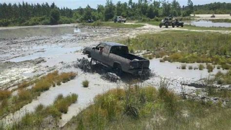 Pin by Rachel Henson on Mud Bogging | Mud bog, Mud, Bogs