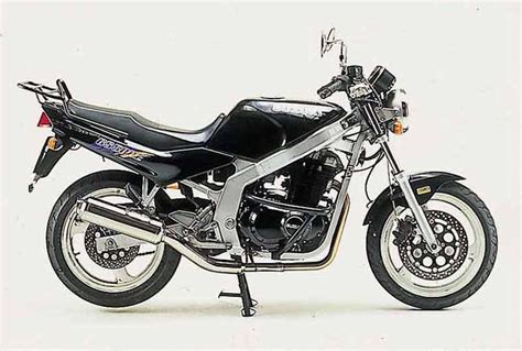 Suzuki GS500 (1989-2008) Review | Speed, Specs & Prices