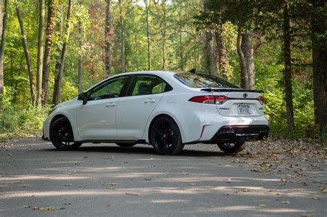 2021 Toyota Corolla Apex has more bark than bite - CNET