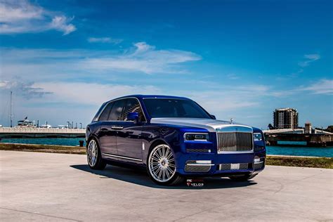 Rolls-Royce Cullinan Blue Velos CRS15 1-Piece Wheel | Wheel Front