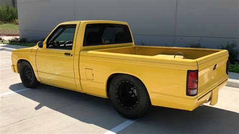 Custom 1987 Chevrolet S10 Headed To Auction | GM Authority