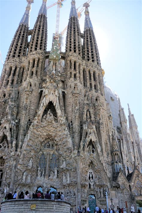 La Sagrada Familia Barcelona, Spain | La sagrada familia barcelona ...