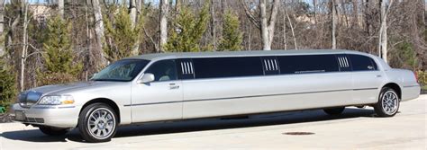 Platinum Limo’s Lincoln Town Car Limousine – Platinum Limousines of Charlotte NC – Hummer limos ...