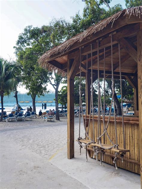 Labadee, Haiti: My Royal Caribbean Shore Excursion - While I'm Young