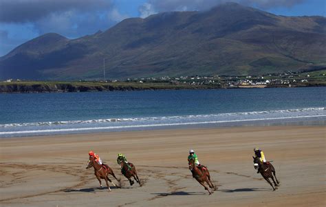 The best beaches on the Dingle Peninsula