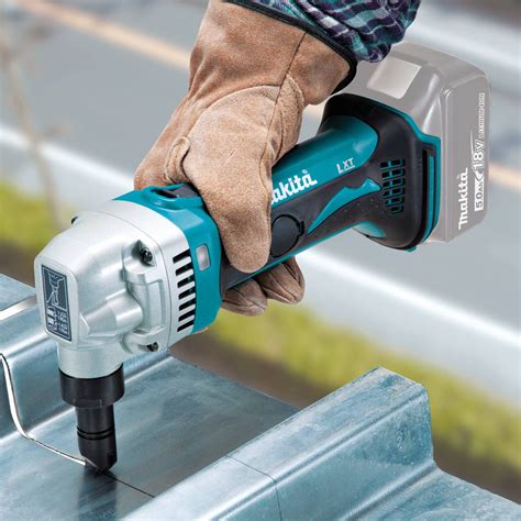 MAKITA Cordless Sheet Metal Nibbler, 18V - 45L122|XNJ01Z - Grainger