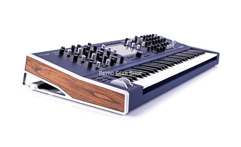 Waldorf Quantum MK2 Hybrid Synthesizer Synth 61 Key Polyphonic – Retro Gear Shop