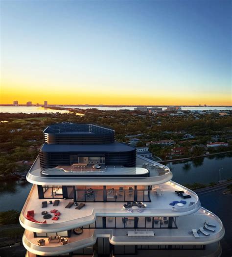 Passion For Luxury : Amazing Miami Beach Penthouses With Pool