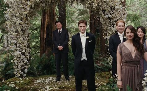 Inside the Twilight: Breaking Dawn Wedding | BridalGuide