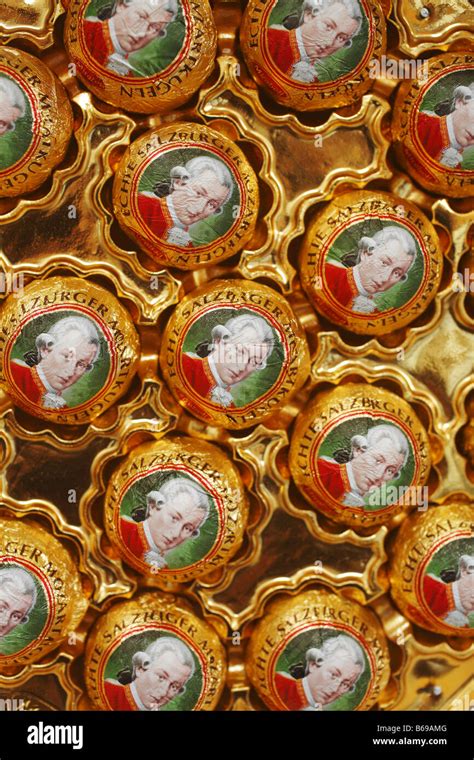 Mozartkugeln (Mozart chocolate balls), Austria Stock Photo - Alamy