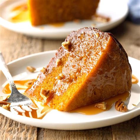 Caramel Pecan Pumpkin Cake Recipe: How to Make It