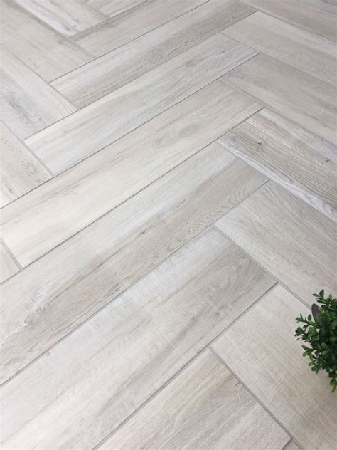 30+ Wood Look Tile Patterns – DECOOMO