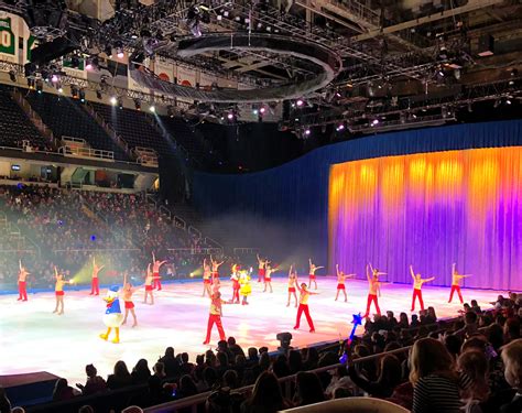 Disney on Ice 2018 - A Nation of Moms