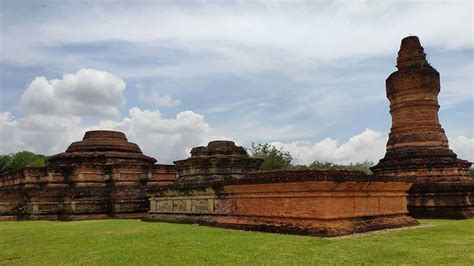 4 Candi Peninggalan Kerajaan Sriwijaya yang Bernilai Sejarah (2022 ...