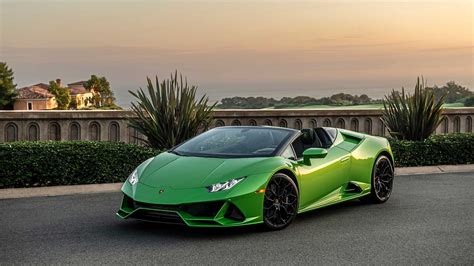 Lamborghini Launches Huracán Evo Spyder In India For ₹4.1Cr | GoMechanic Auto News