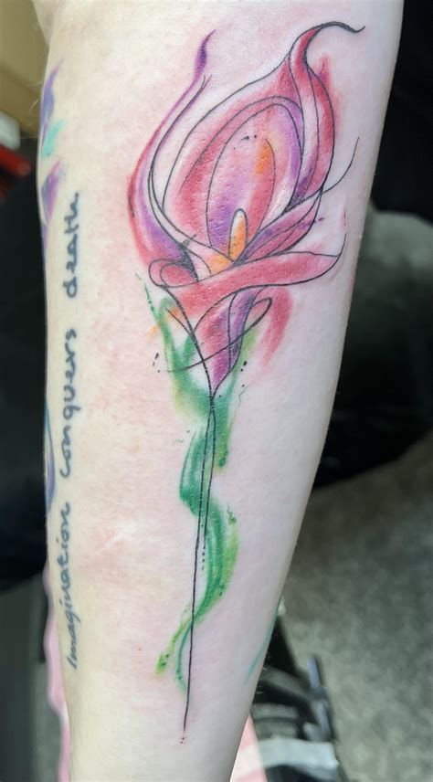 New tattoo today! Watercolor calla lily by JaK at Iron Rhino in Roseville, MN. : r/tattoos