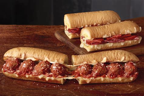 Subway debuts cheesy garlic bread | 2018-12-05 | Food Business News