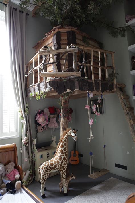 One Of The Nicest Treehouse Bedrooms For Children Nicestbedrooms | Treehouse bedroom, Romantic ...