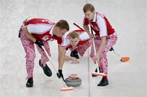 Sochi Olympics Day 5: Mancuso wins skiing bronze, curling begins, U.S. women’s hockey cleans up