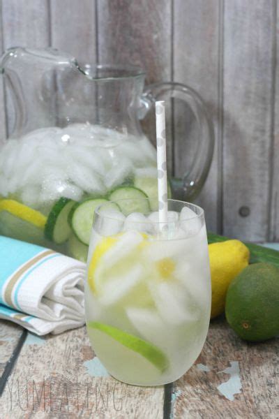 Lemon Lime Detox Water - YUM eating