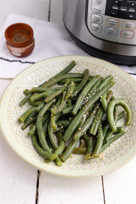 Instant Pot Green Beans - Season & Thyme