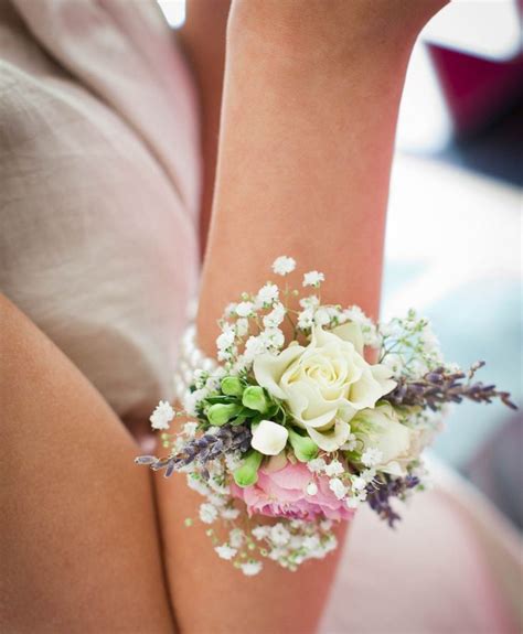 60+ Stylish Wedding Corsage Ideas You Can't Miss! - BrassLook